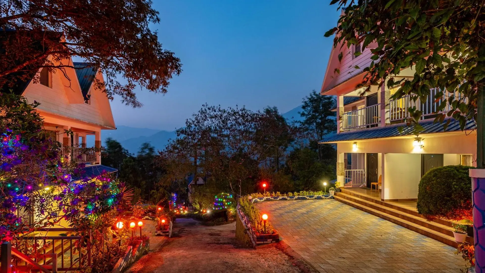 Eterno Camellia & Elettaria Resort With Pool Munnar